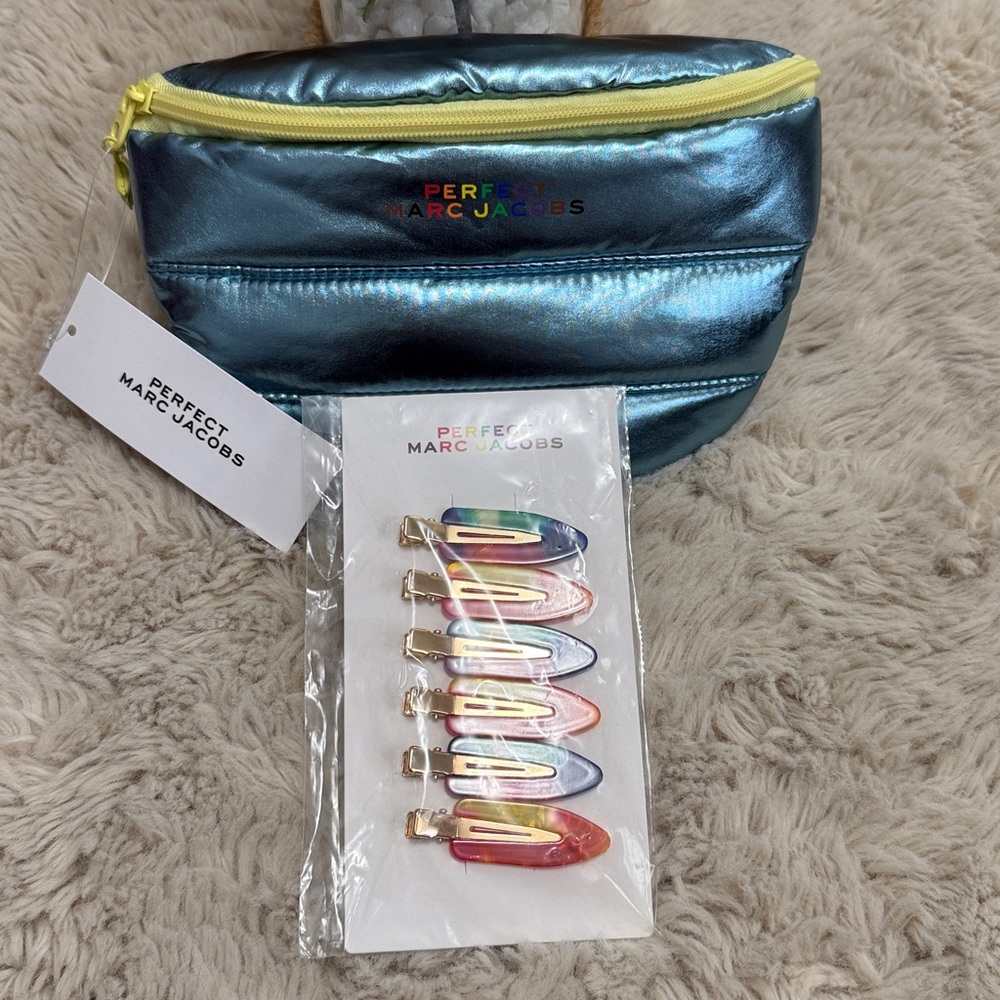 ✨Marc Jacobs Metallic Teal Cosmetic Pouch with Yellow Zipper✨ - Picture 2 of 9
